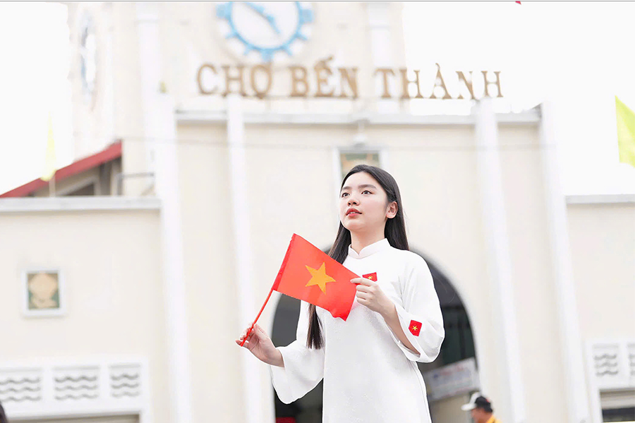 Áo dài chợ Bến Thành